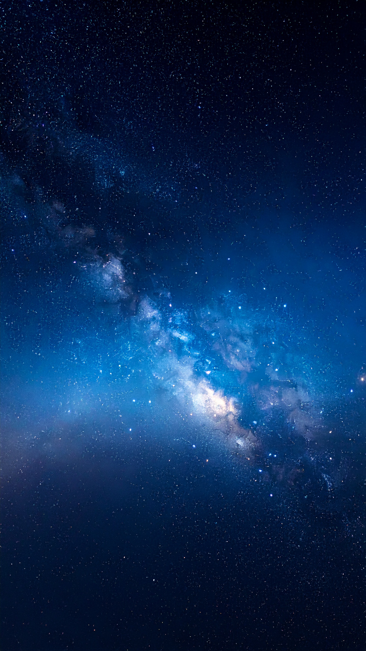 縦の宇宙のリアルな背景画像
